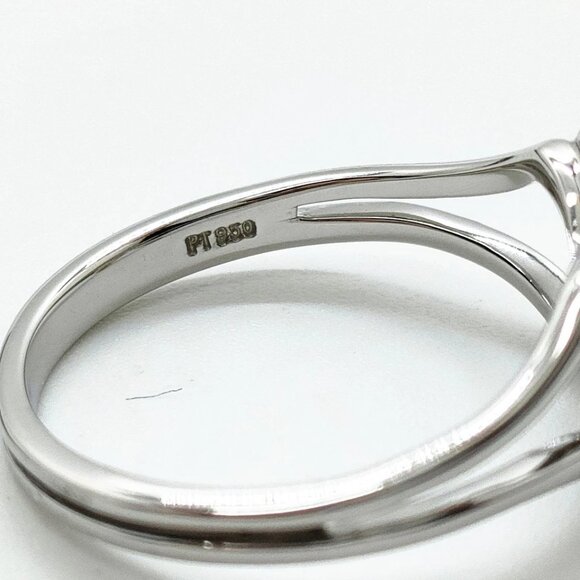 Tiffany and Co. Ring Natural Diamond Platinum 670-073125 - Picture 3 of 9